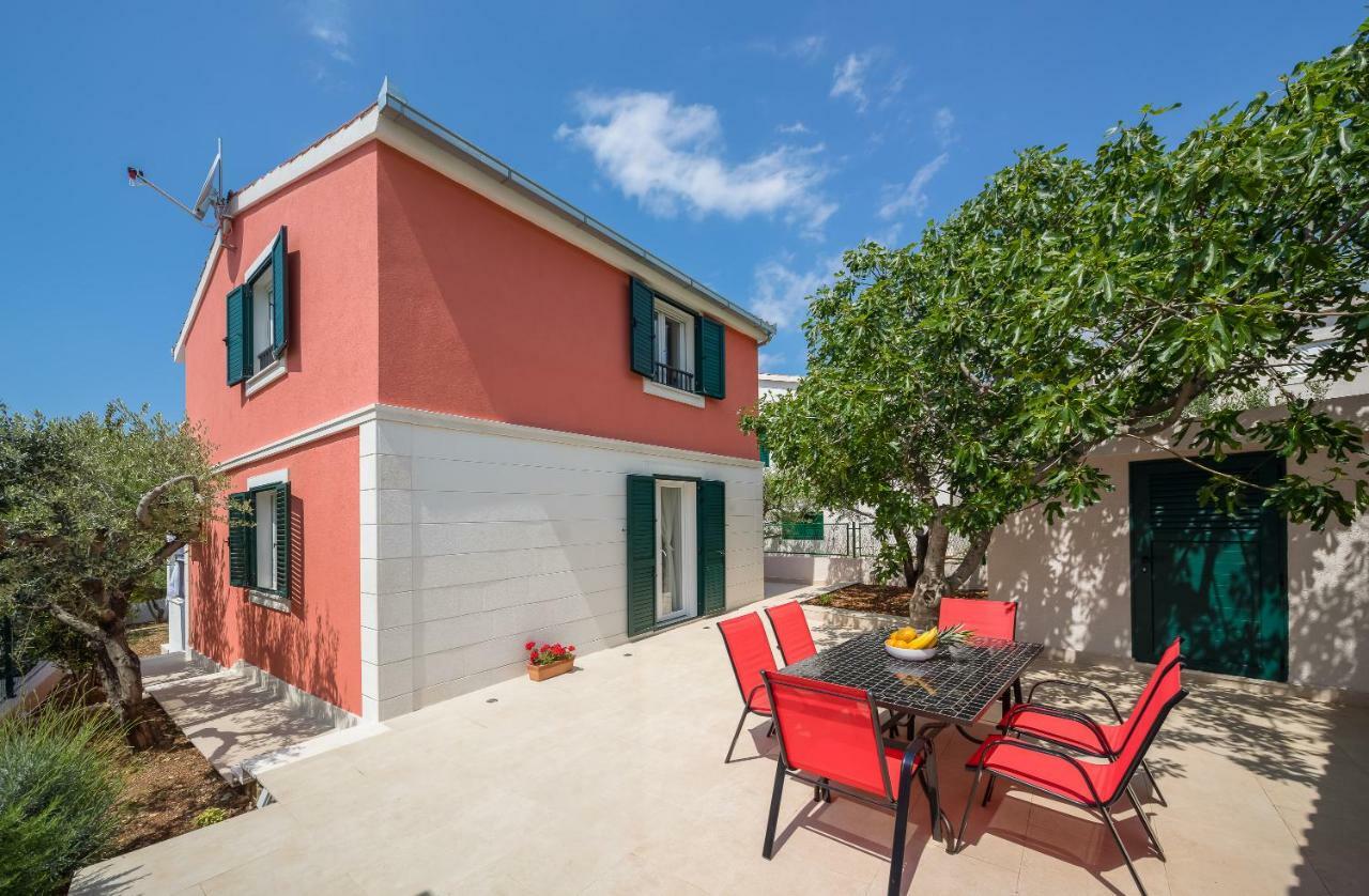 Villa Basic Sevid Extérieur photo